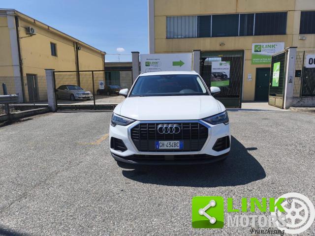 AUDI Q3 35 TDI Business S tronic