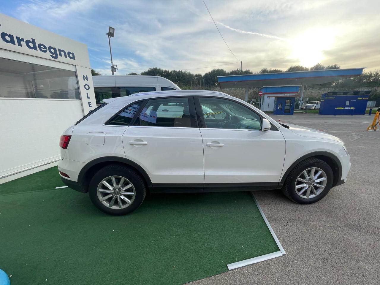 Audi Q3 2.0 TDI 150 CV Business