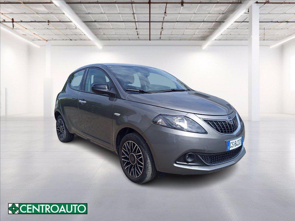 LANCIA Ypsilon 1.0 firefly hybrid Gold Plus s&s 70cv 5p.ti del 2024
