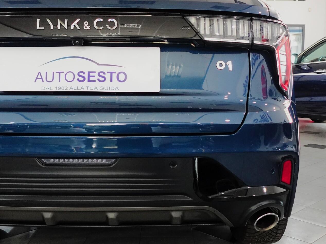 Lynk and Co 01 1.5 BZ 261 CV PHEV 01