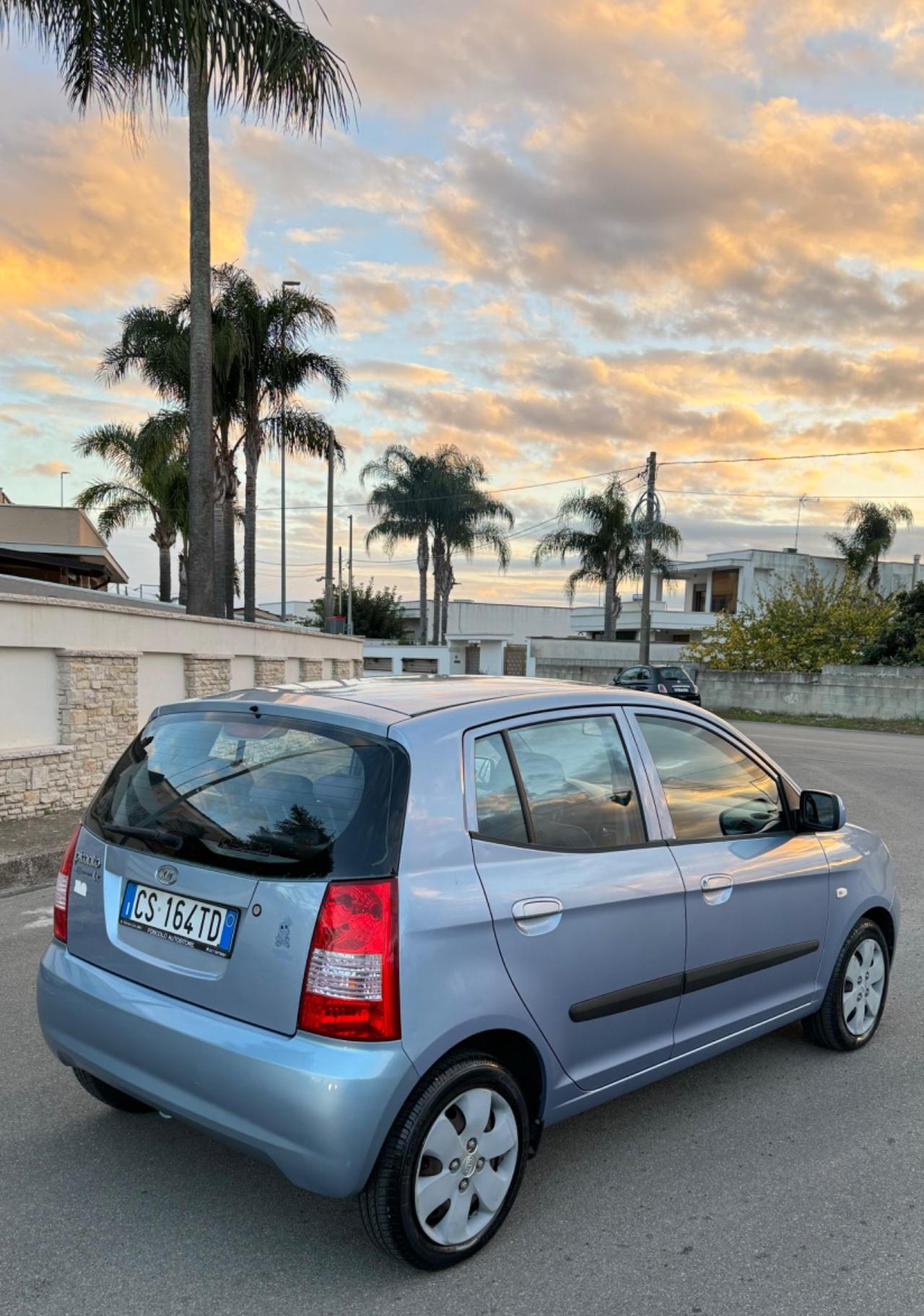 KIA PICANTO 1.0 BENZINA SPIRIT 126000 KM