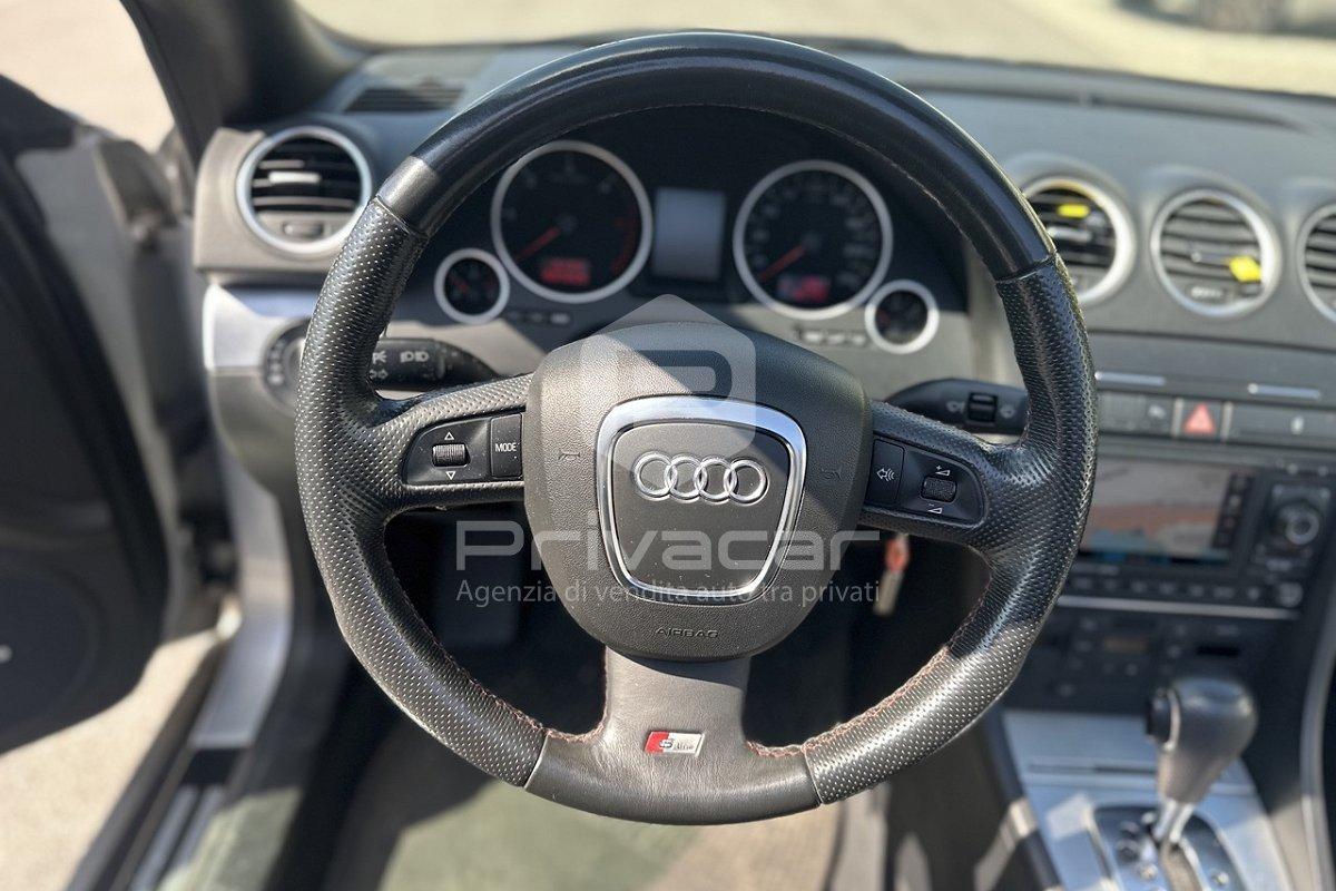 AUDI A4 Cabriolet 2.7 TDI F.AP. mult.Top plus