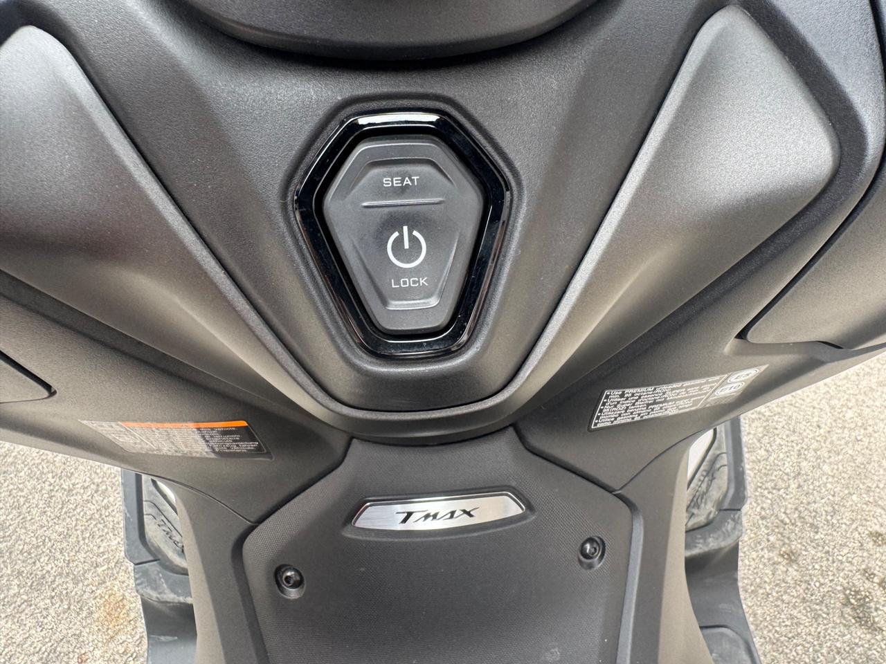 Yamaha TMAX 560 Sport