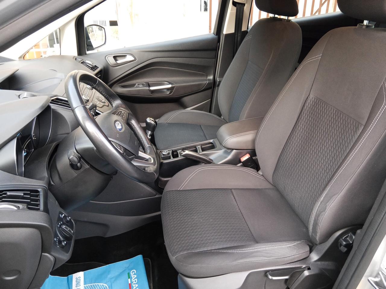 Ford C-Max C-Max7 1.5 TDCi 120CV 67.000 km certificati