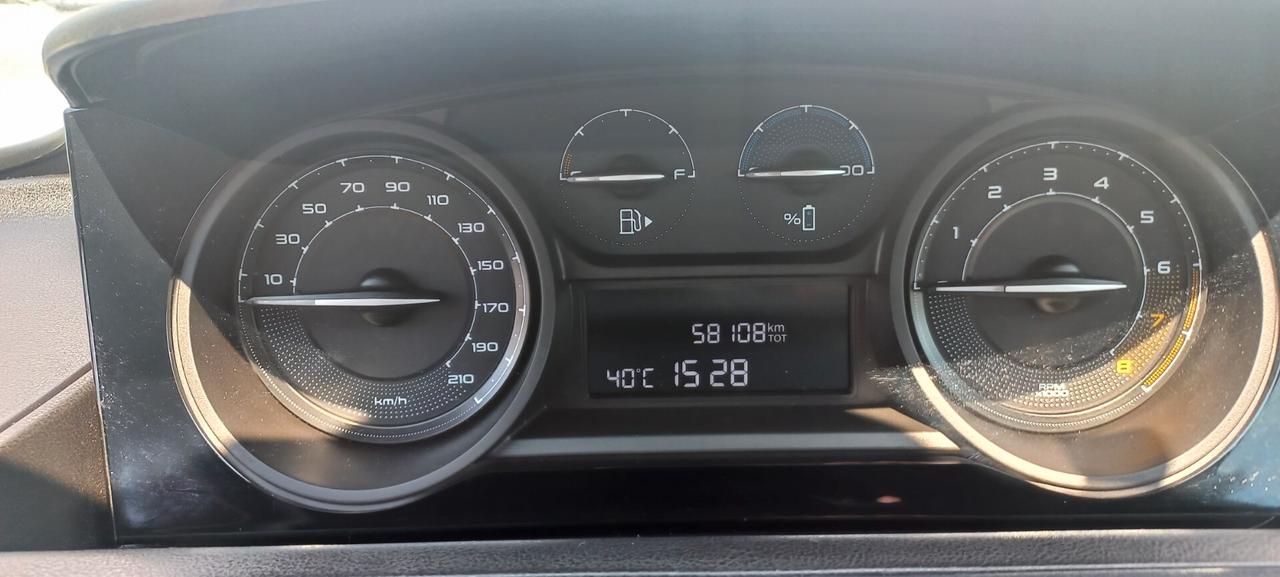 Lancia Ypsilon 1.0 FireFly 5 porte S&S Hybrid Gold