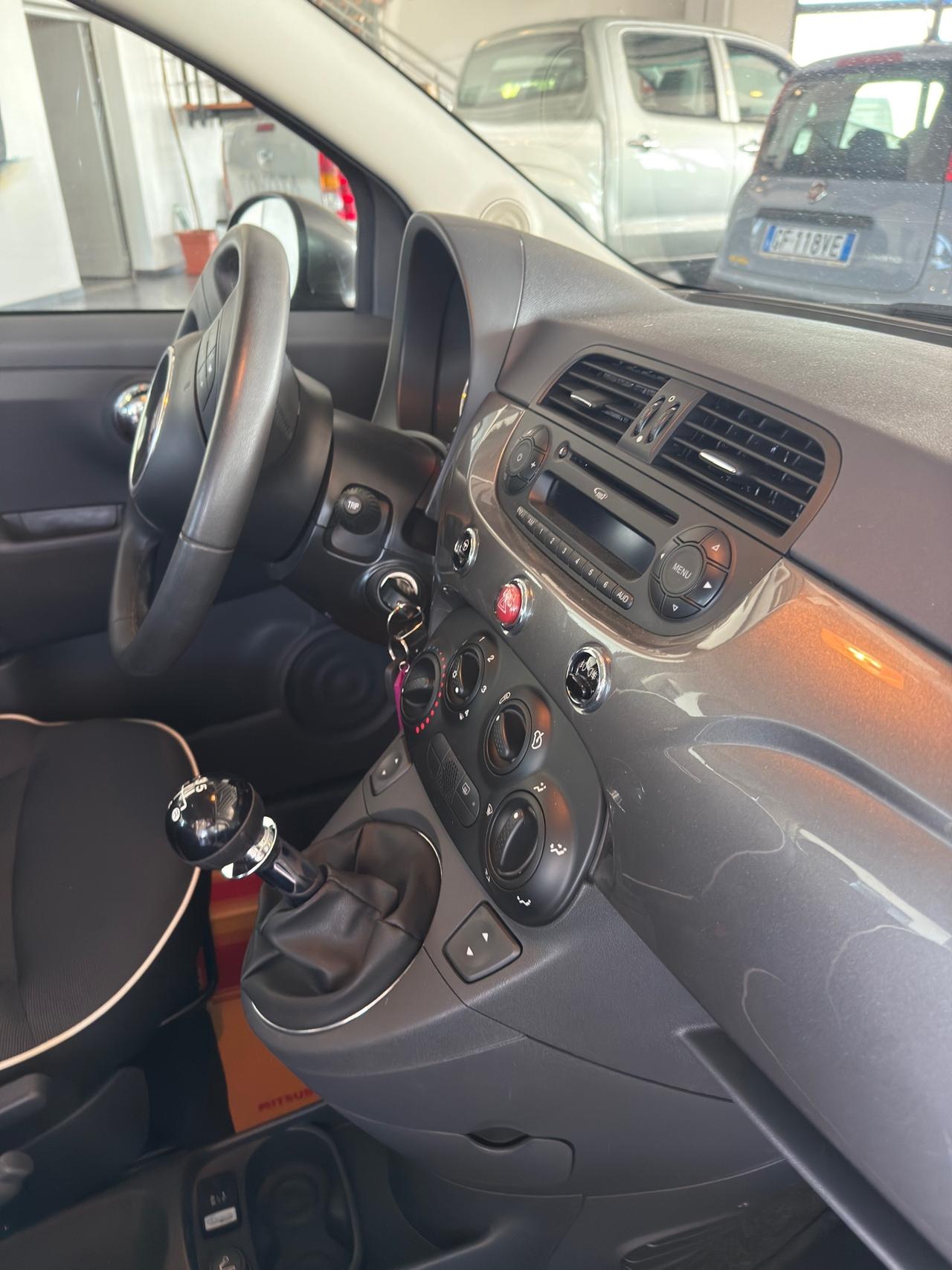 Fiat 500 1.2 Lounge my09" 39000km