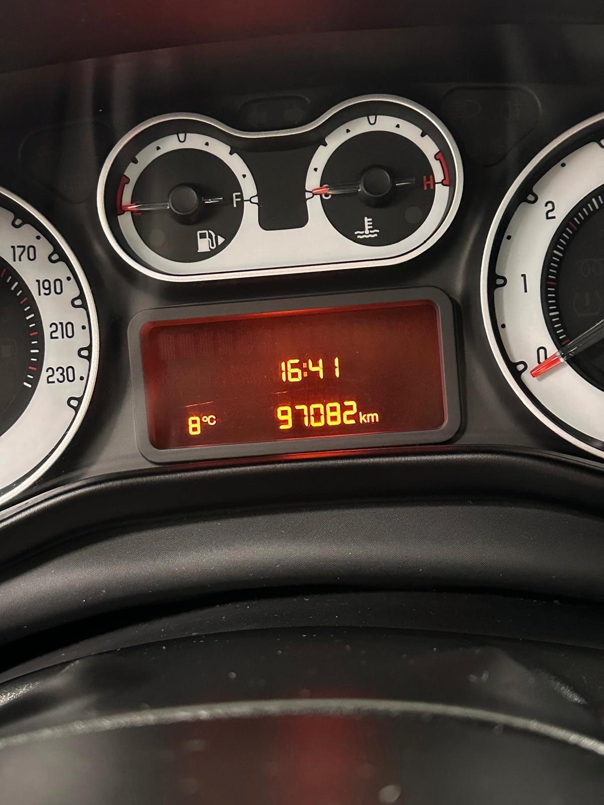 Fiat 500L 1.4 95 CV Pop Star GPL - NeoPatentati