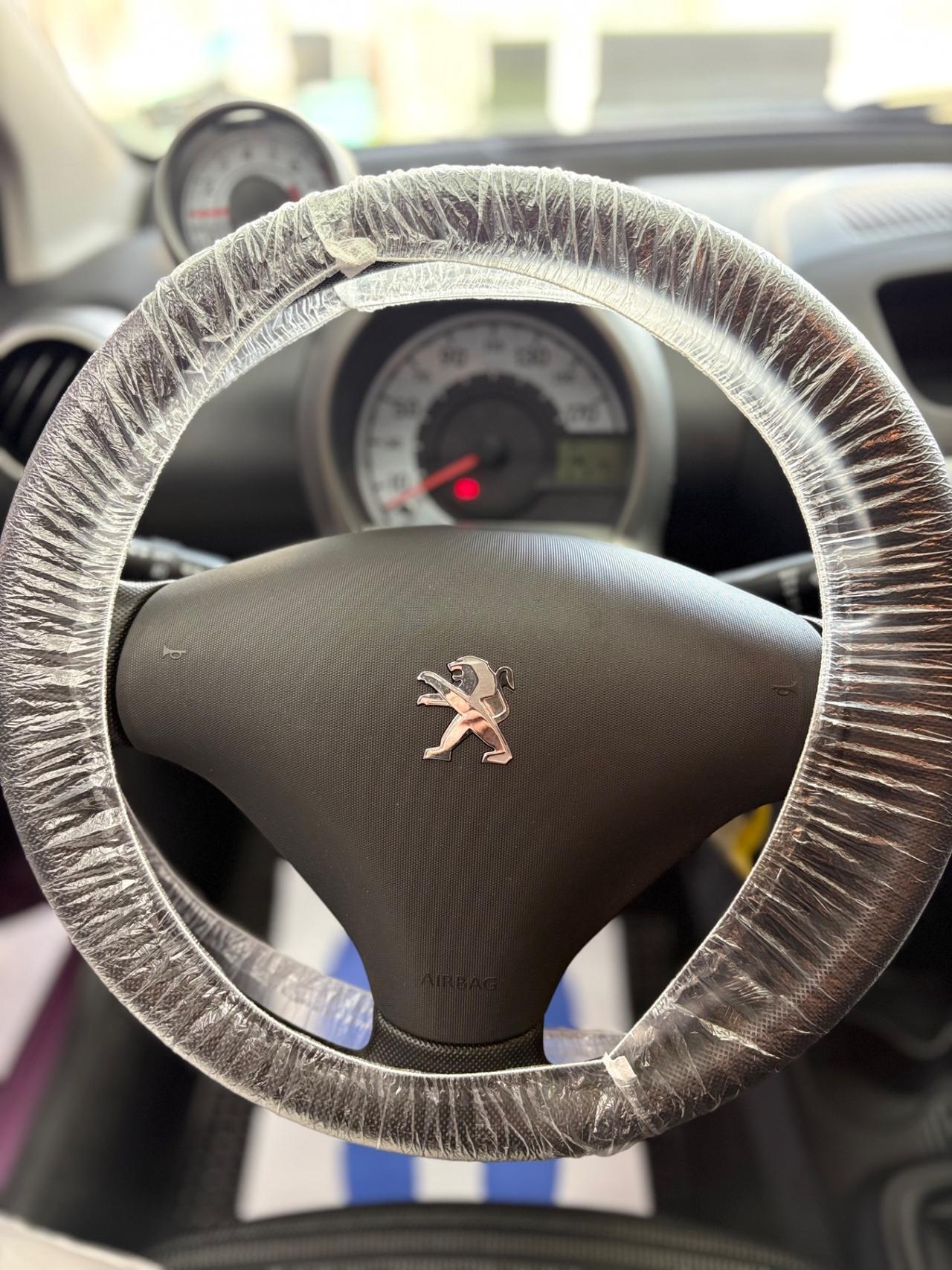 Peugeot 107 1.0 Benzina 2012 Superga