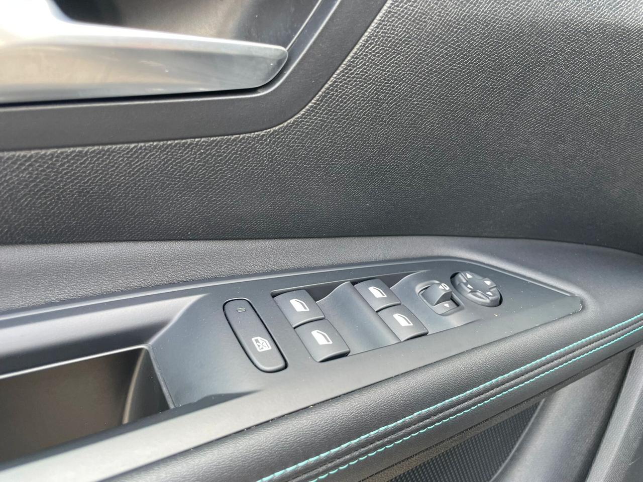 Peugeot 5008 BlueHDi 130 S&S EAT8 Allure Pack