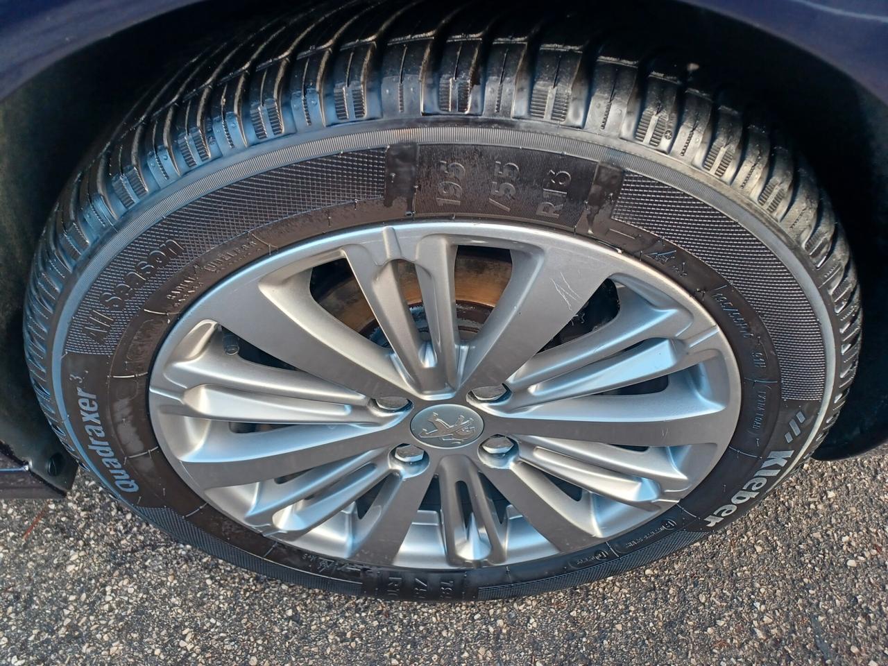 Peugeot 208 1.6 e-HDi Allure SOLO 90000 KM