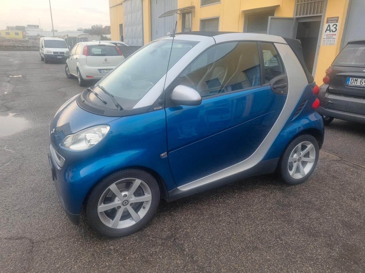 Smart ForTwo 1000 52 kW MHD cabrio passion motore nuovo