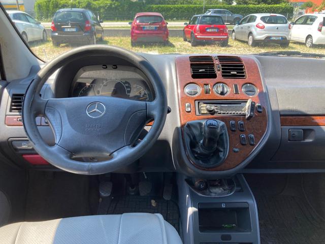 MERCEDES-BENZ V 220 CDI cat Ambiente 7 posti pelle