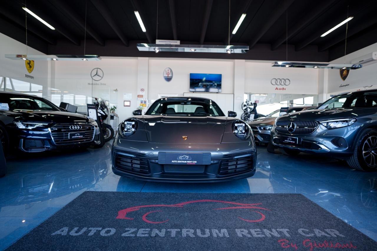 Porsche 911 Carrera