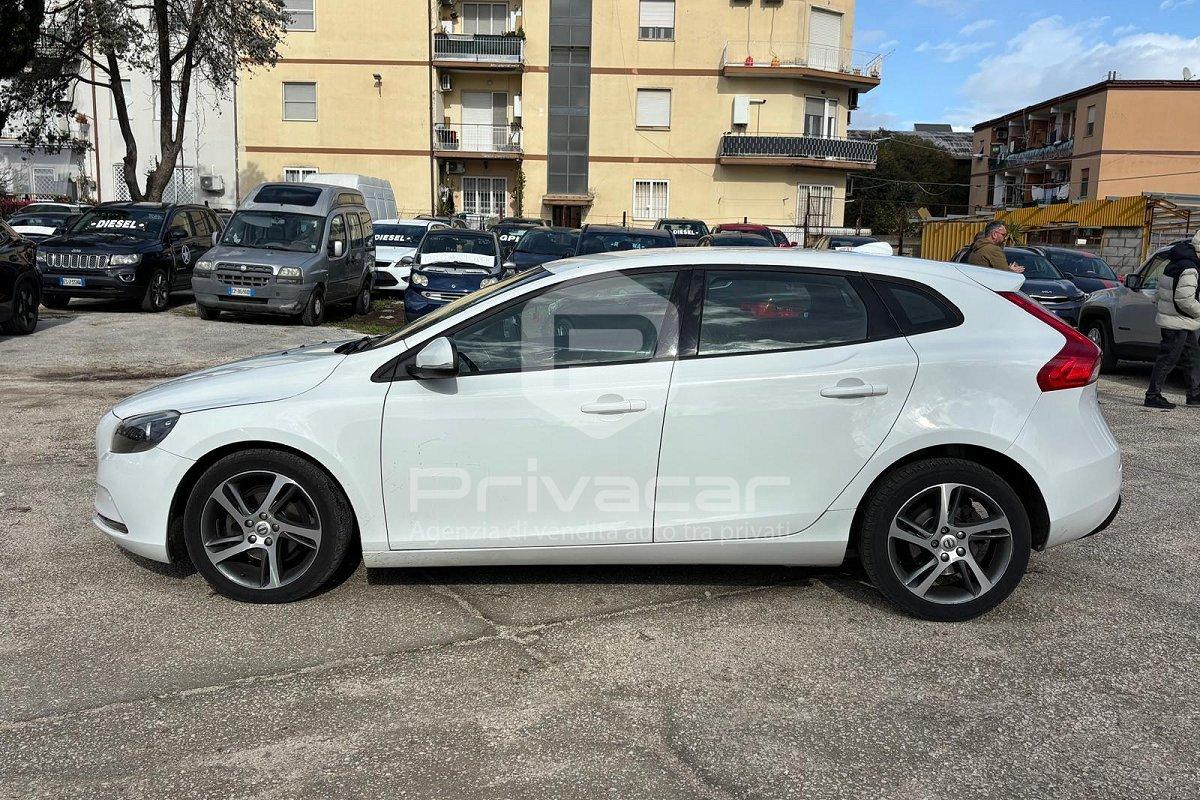 VOLVO V40 D2 Business