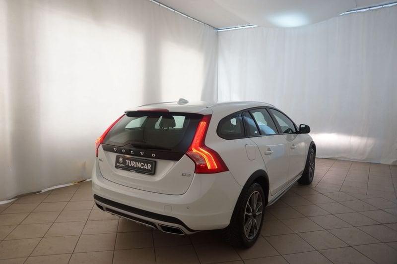 Volvo V60 Cross Country D3 Geartronic Business Plus