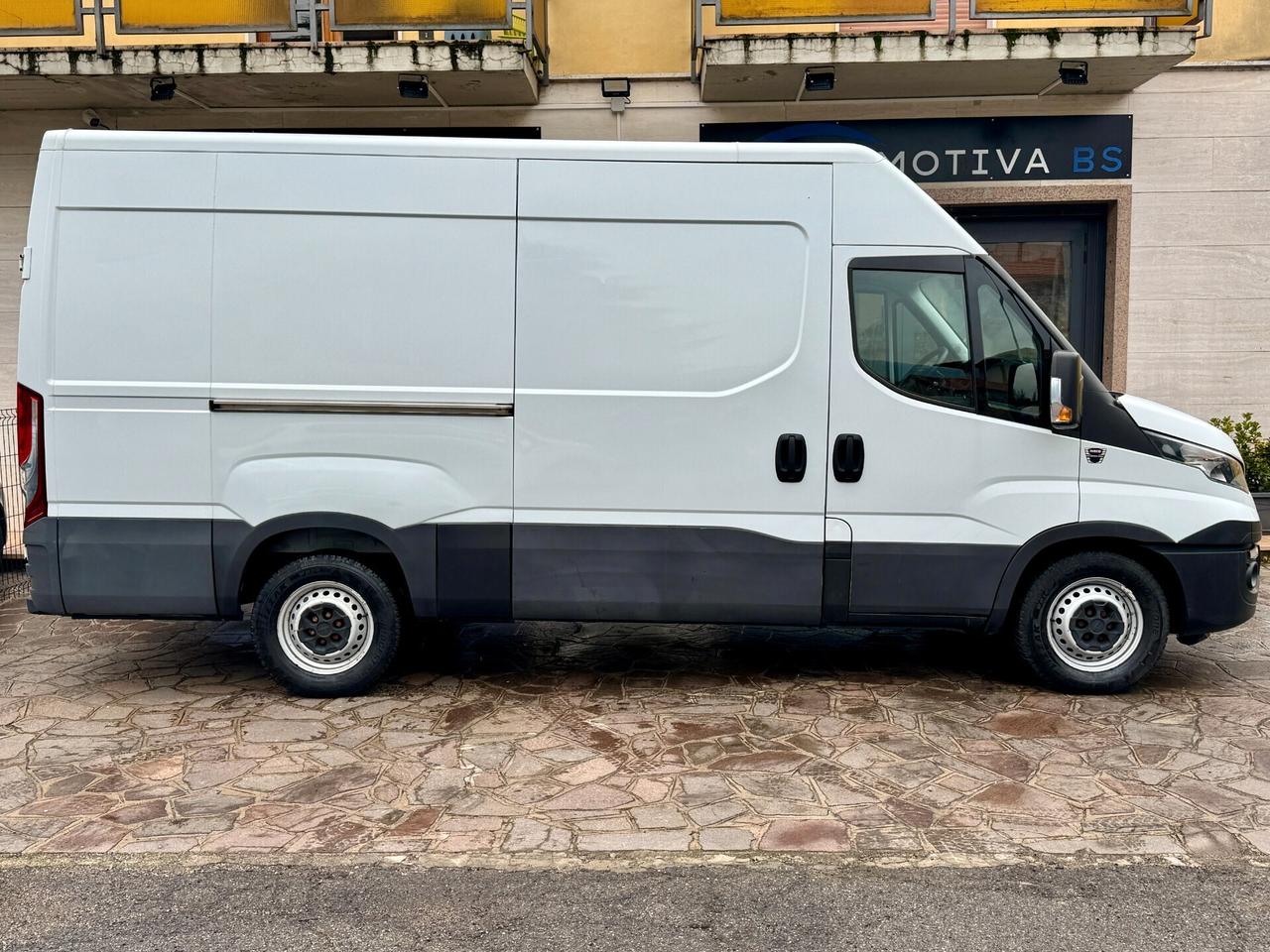 Iveco Daily 35S16A8V 2.3 HPT PM-TM Furgone Hi-Matic