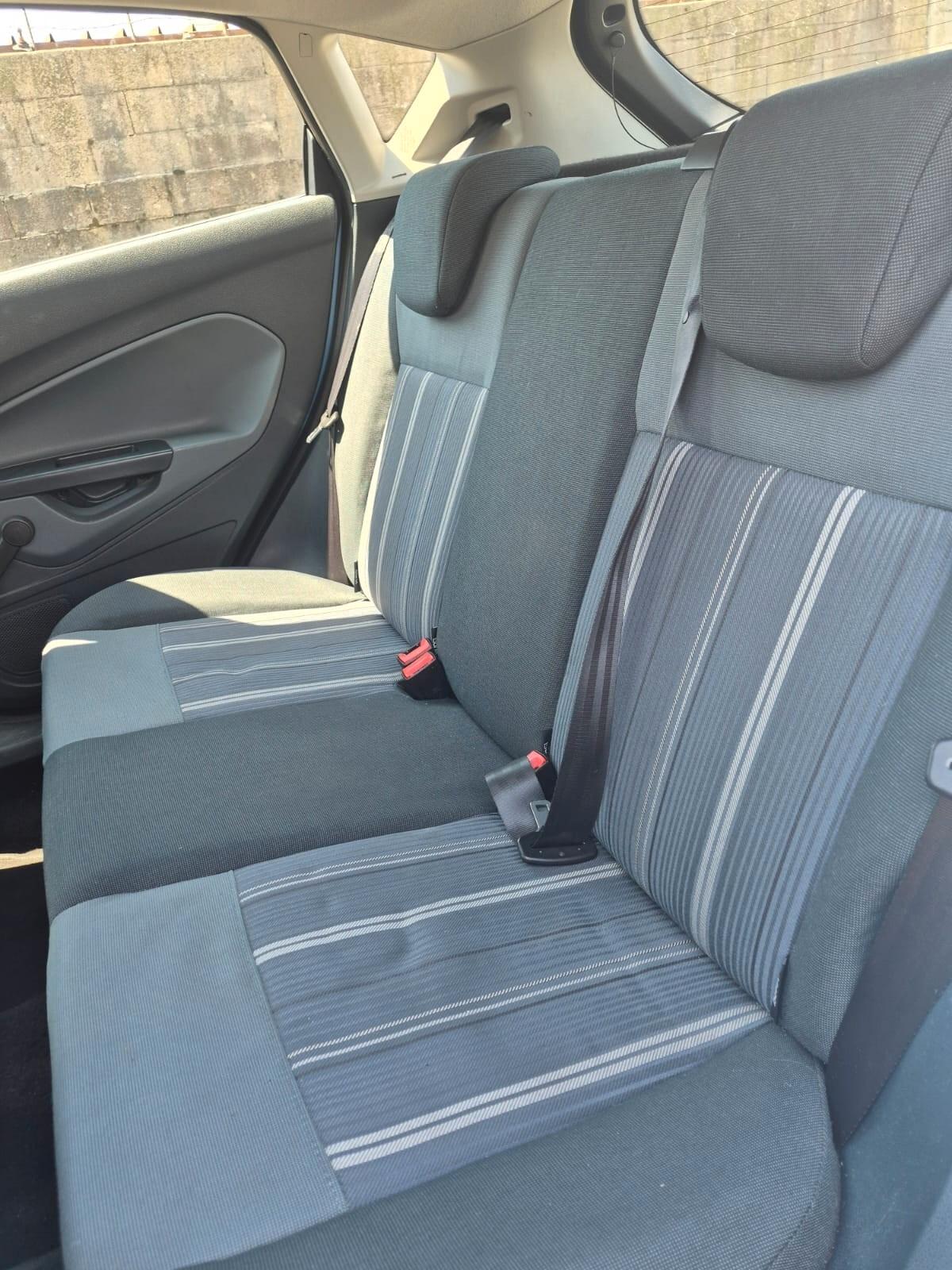 Ford Fiesta 1.4 5 porte Bz.- GPL Titanium