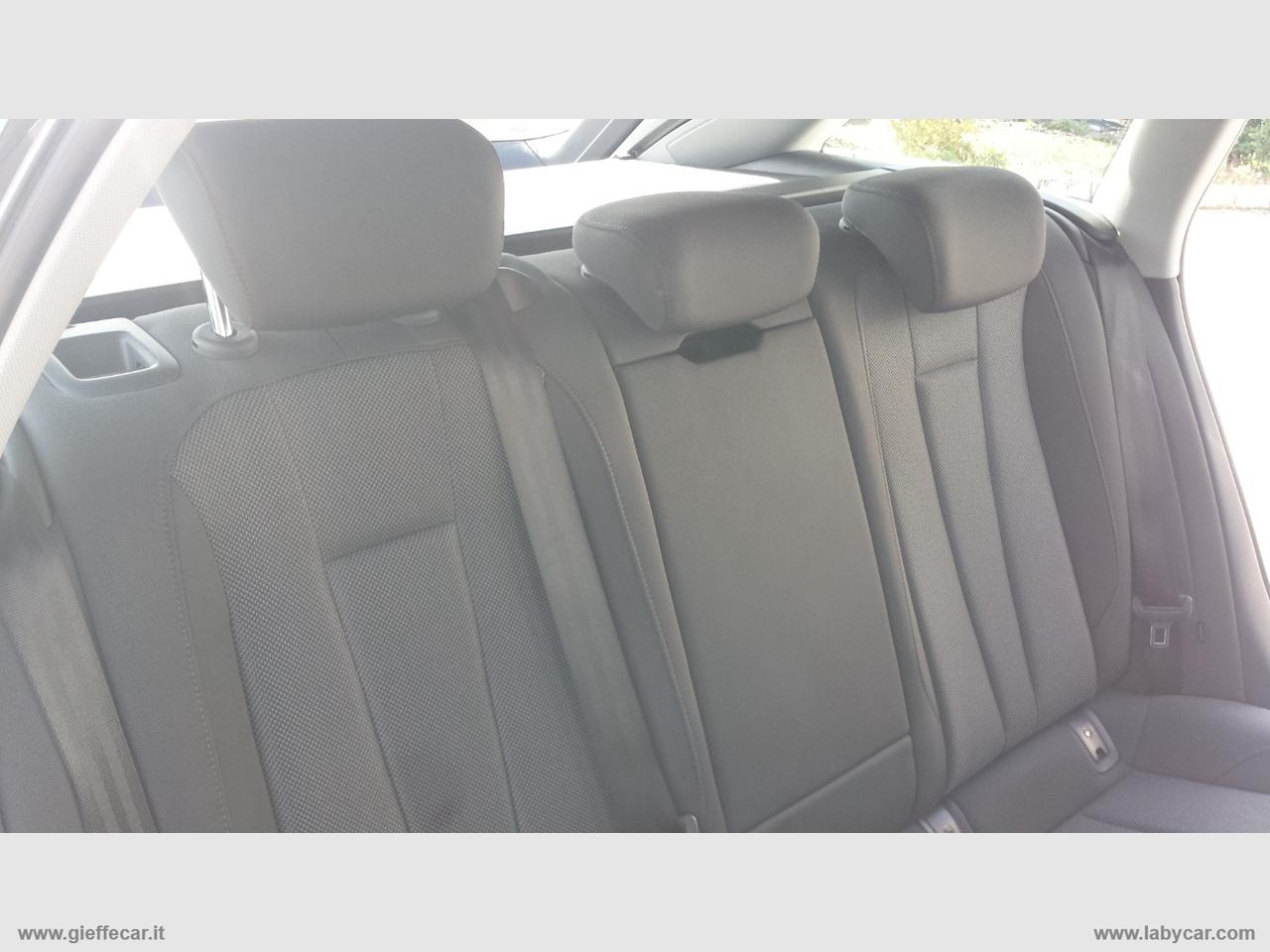 AUDI A4 Avant 35 TFSI S tronic Business Adv.