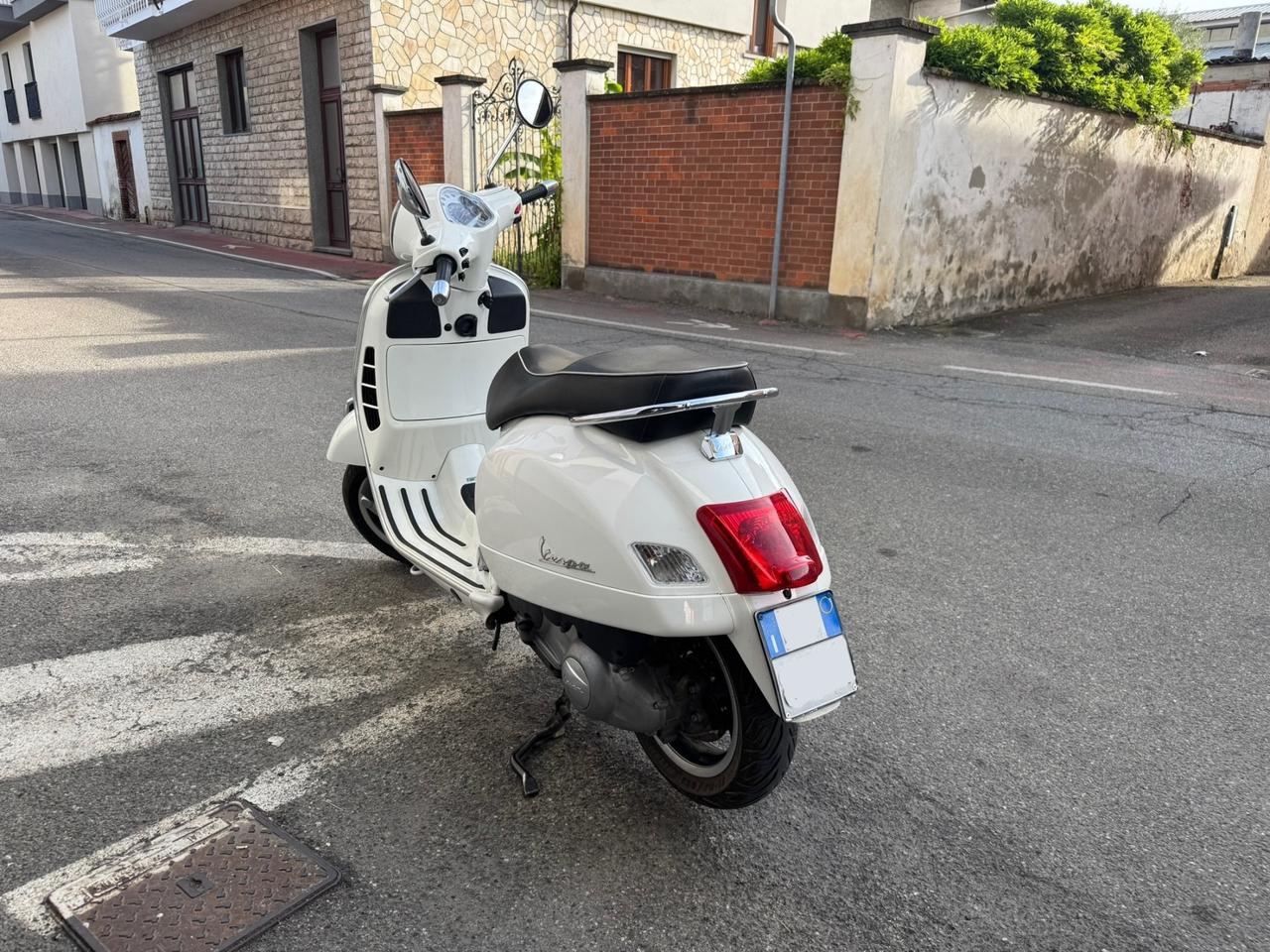 Vespa GTS 300