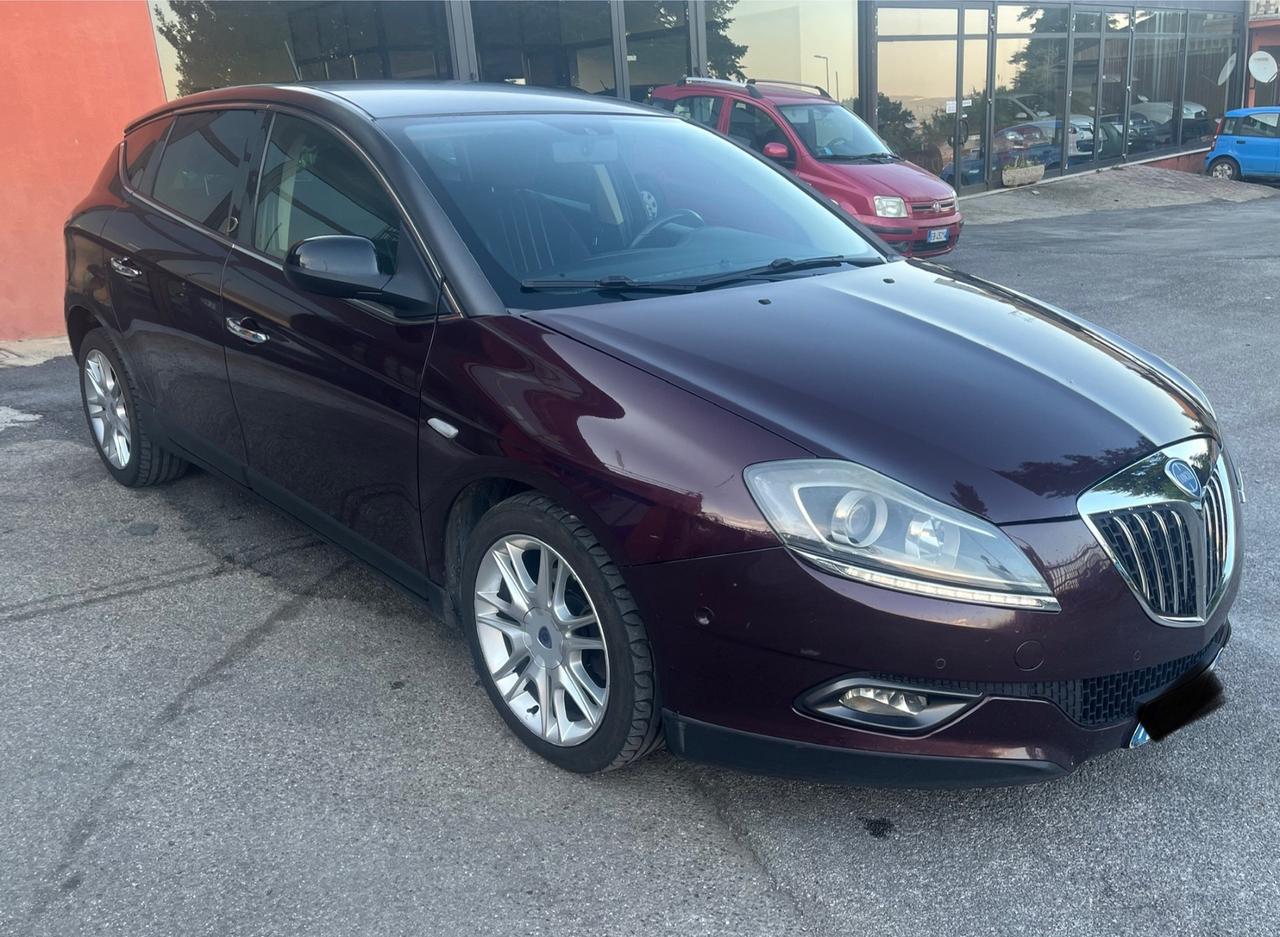 Lancia Delta 1.6 MJT DPF Platino-Km219000-