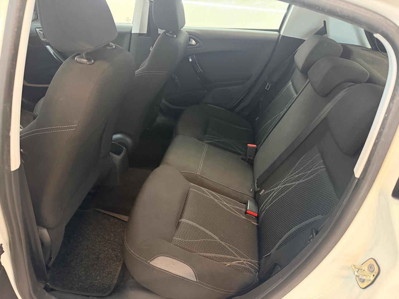 Peugeot 208 1.0 Benzina 2014