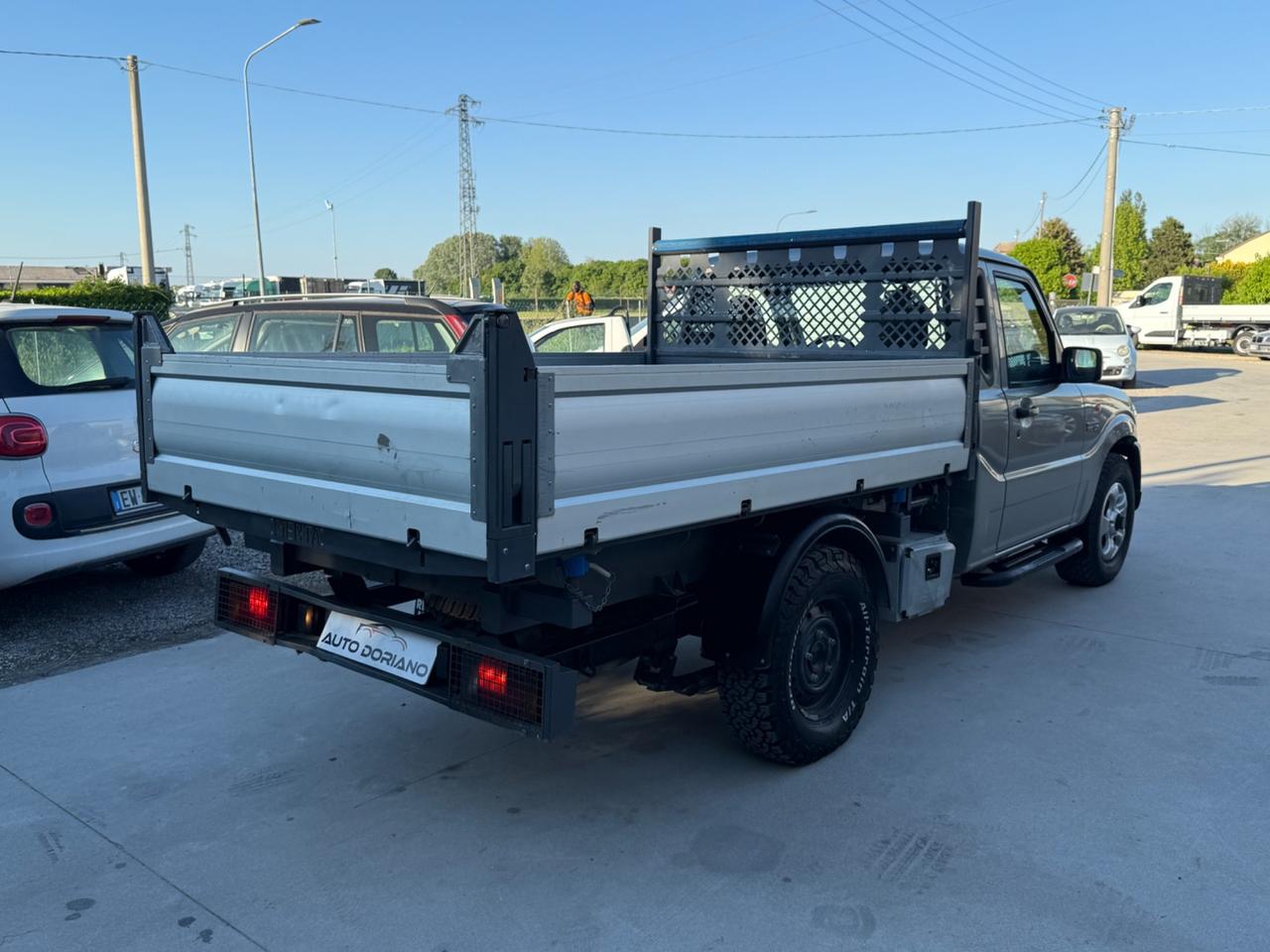 Mahindra Goa 2.2 4WD DC Pick-Up ribaltabile
