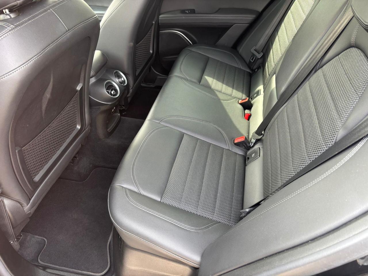 Alfa Romeo Stelvio 2.2 Turbodiesel 210 CV AT8 Q4 Super