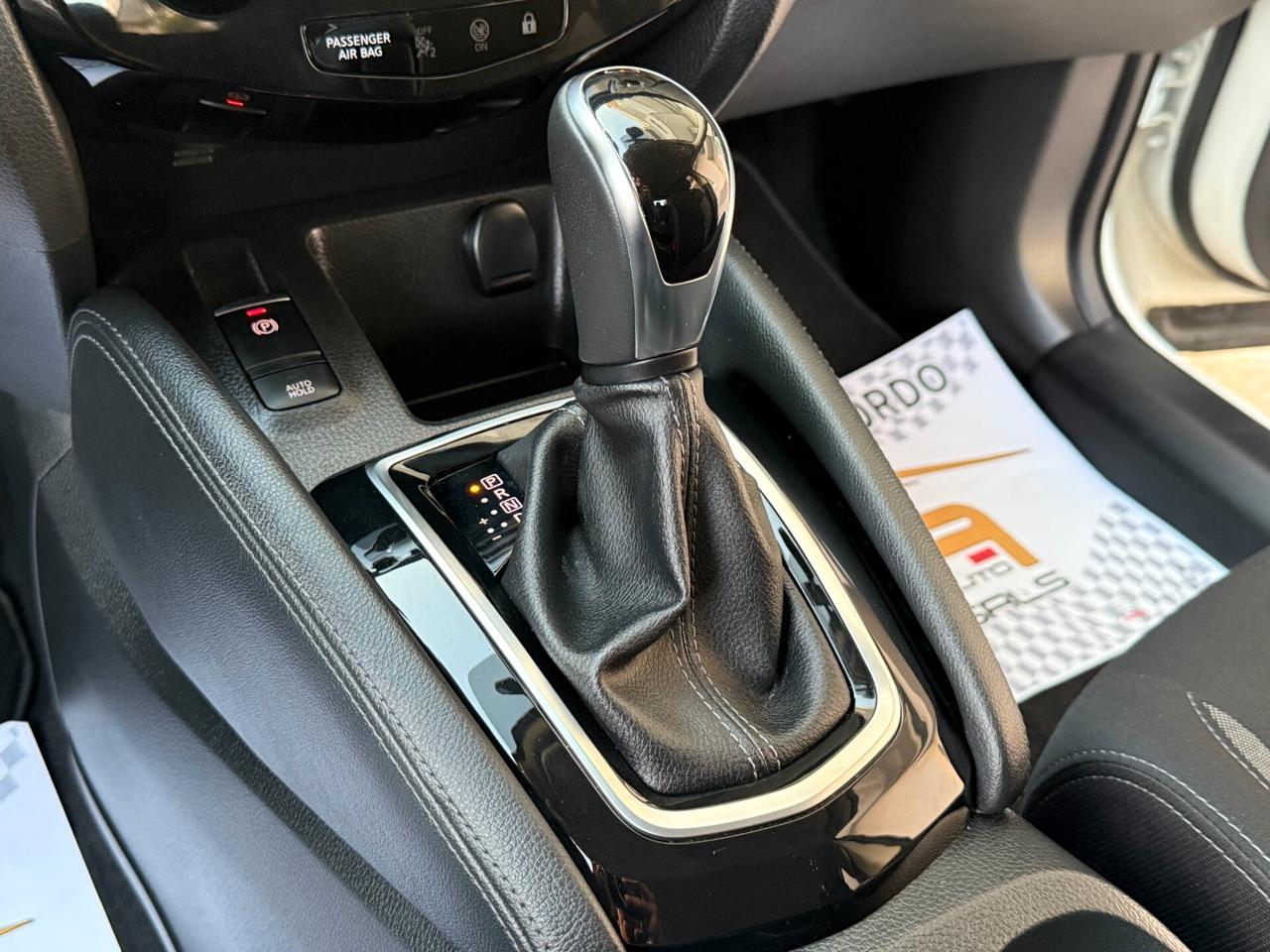 Nissan Qashqai 1.5 dCi DCT LED NAVI CAMERA - 2020