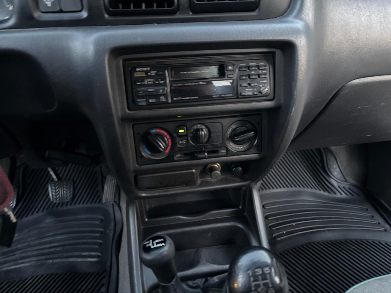 Mazda B 2500 2.5 diesel Stretch-Cab SDX Pup Clima