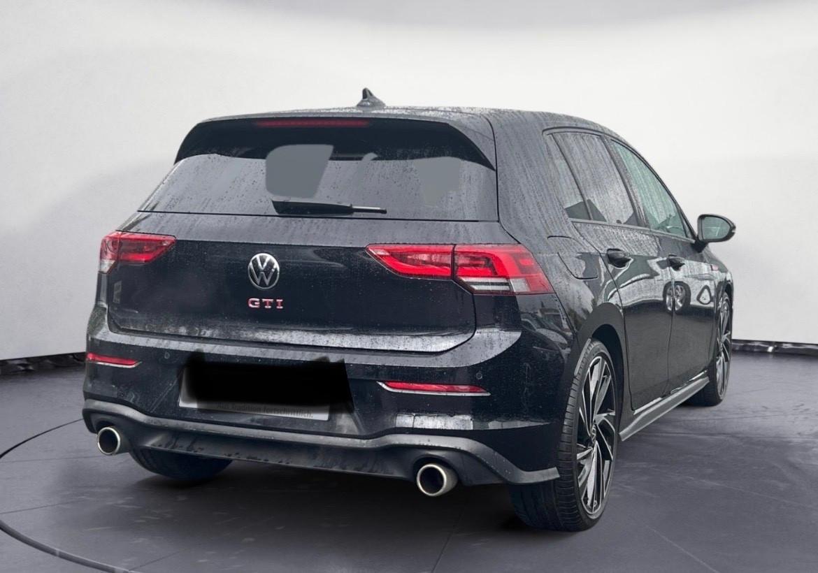 Volkswagen Golf GTI 2.0 TSI DSG