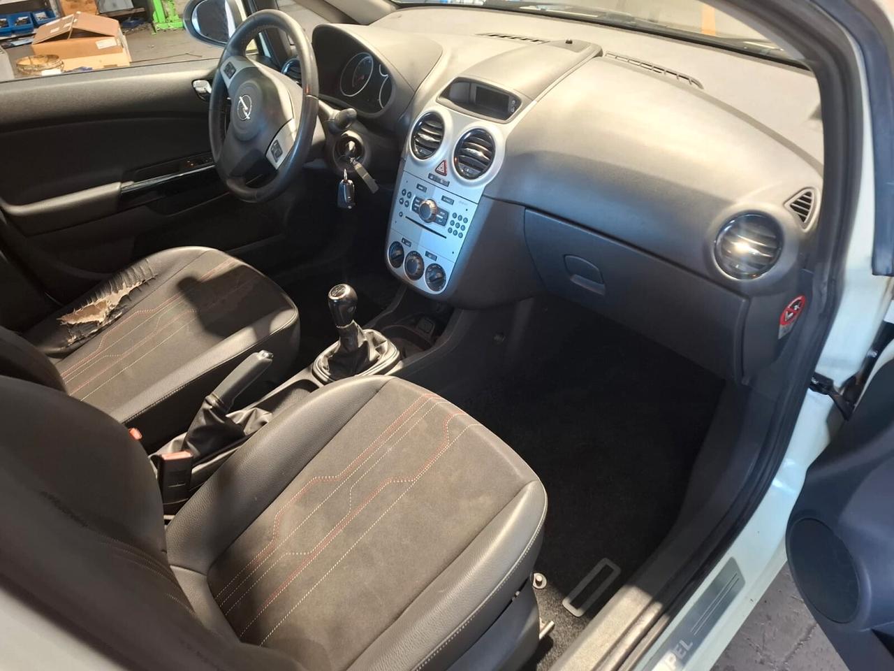 Opel Corsa 1.2 5 porte Edition