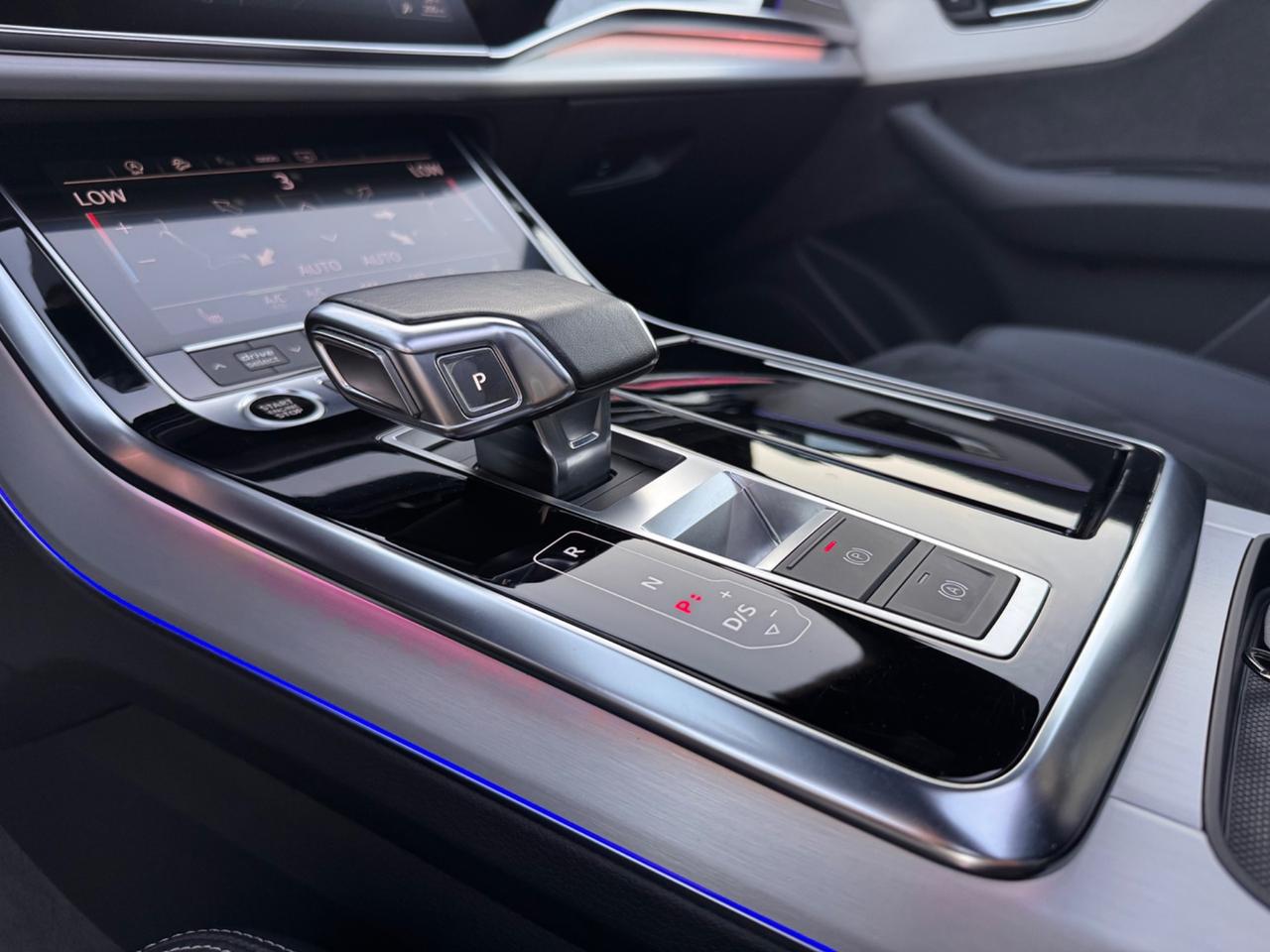 Audi Q8 60 TFSI e quattro tiptronic S line plus