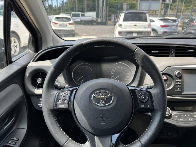Toyota Yaris 1.5 Hybrid Business 73CV