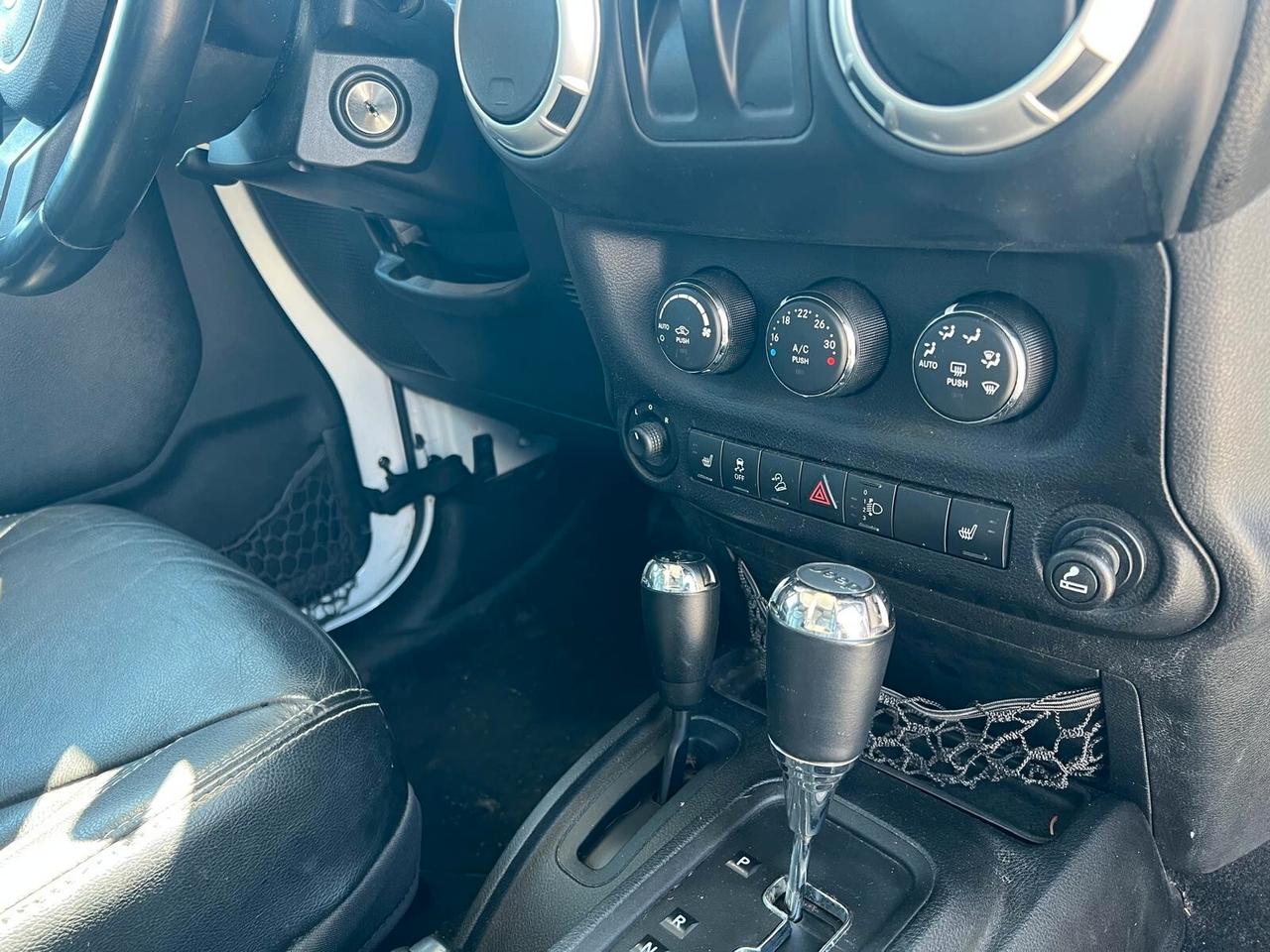 Jeep Wrangler 2.8 CRD DPF Sahara Auto