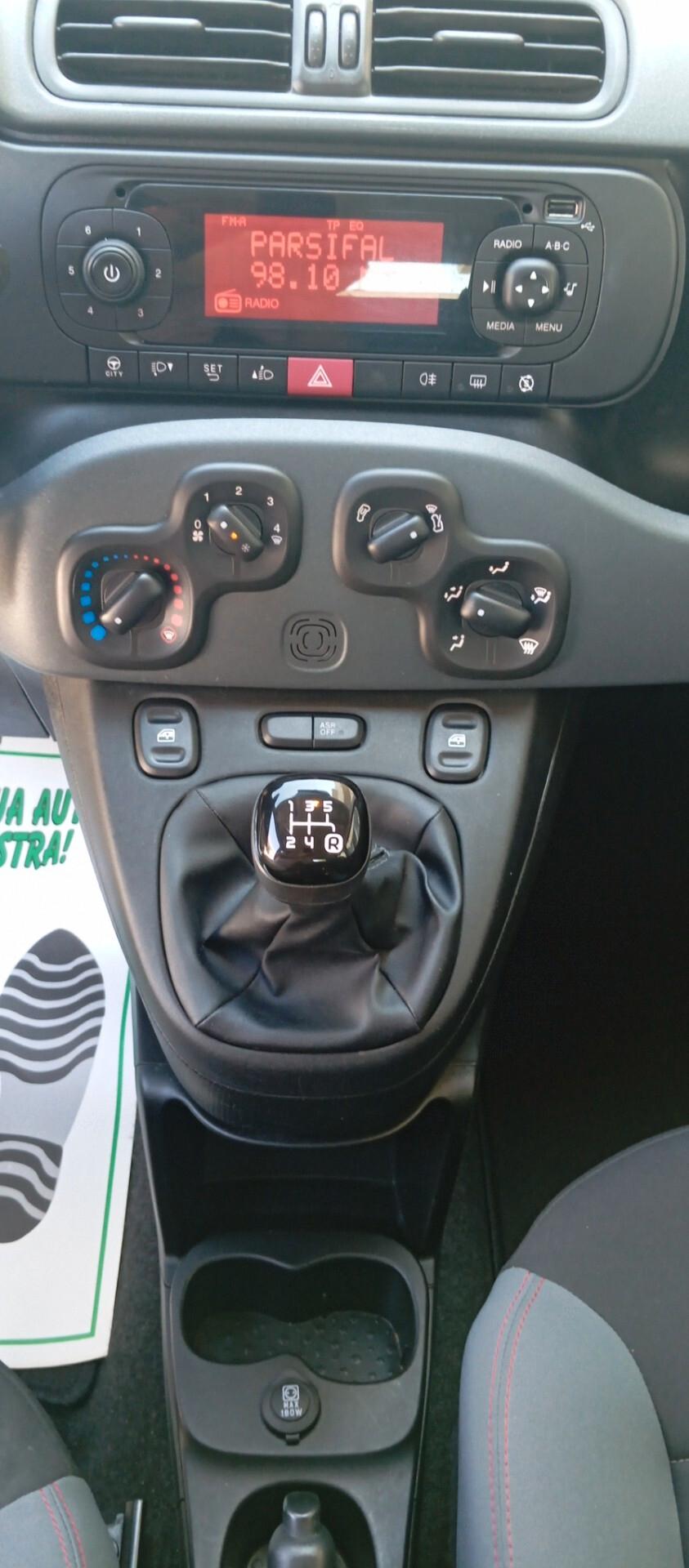 Fiat Panda 1.2i 69 CV - Garanzia-Neopatentati