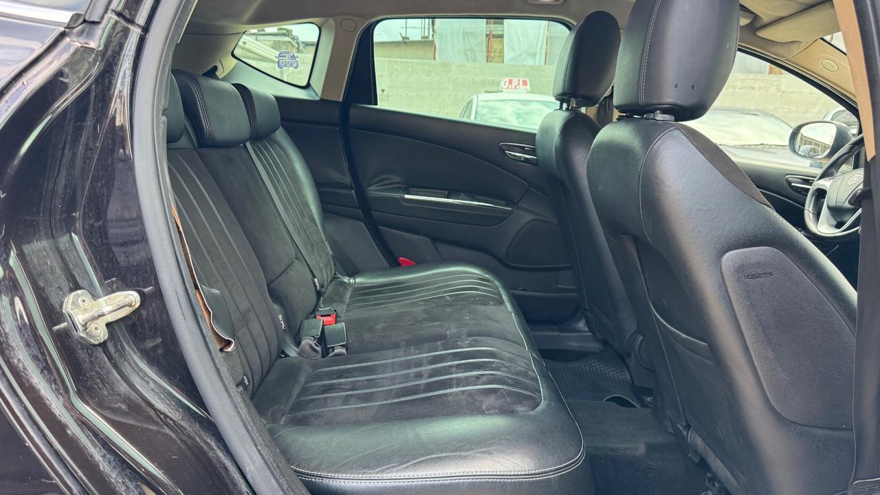 Lancia Delta 1.6 MJT DPF Selectronic Gold-2012