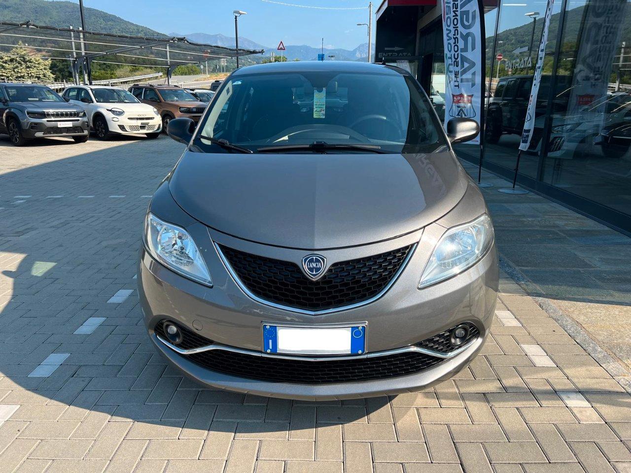Lancia Ypsilon 5 Porte Ypsilon 1.2 Silver 69cv