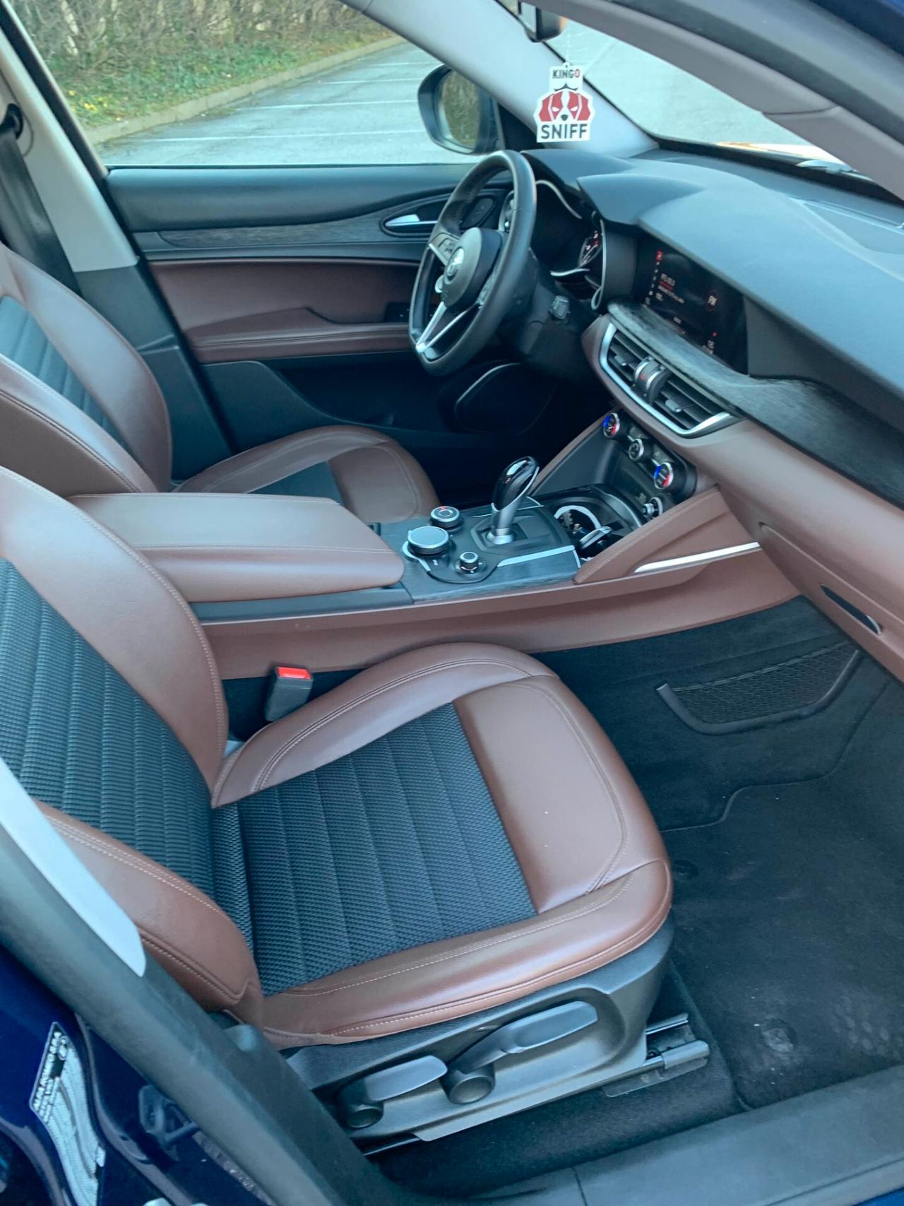 Alfa Romeo Stelvio 2.2 Turbodiesel 190 CV AT8 RWD Executive