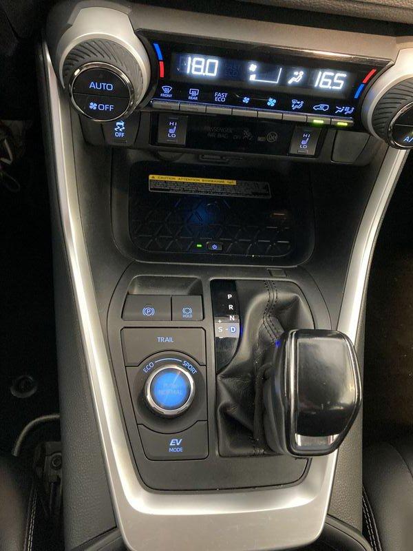 Toyota RAV4 2.5 HV 222v E-CVT Lounge 4WD