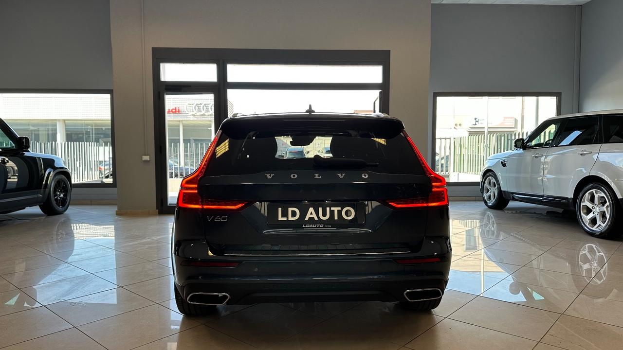 Volvo V60 B4 (d) Geartronic Momentum CROSS COUNTRY 4X4
