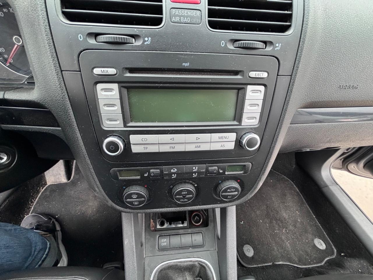 Volkswagen Golf 1.9 TDI DPF 5p. GT Sport