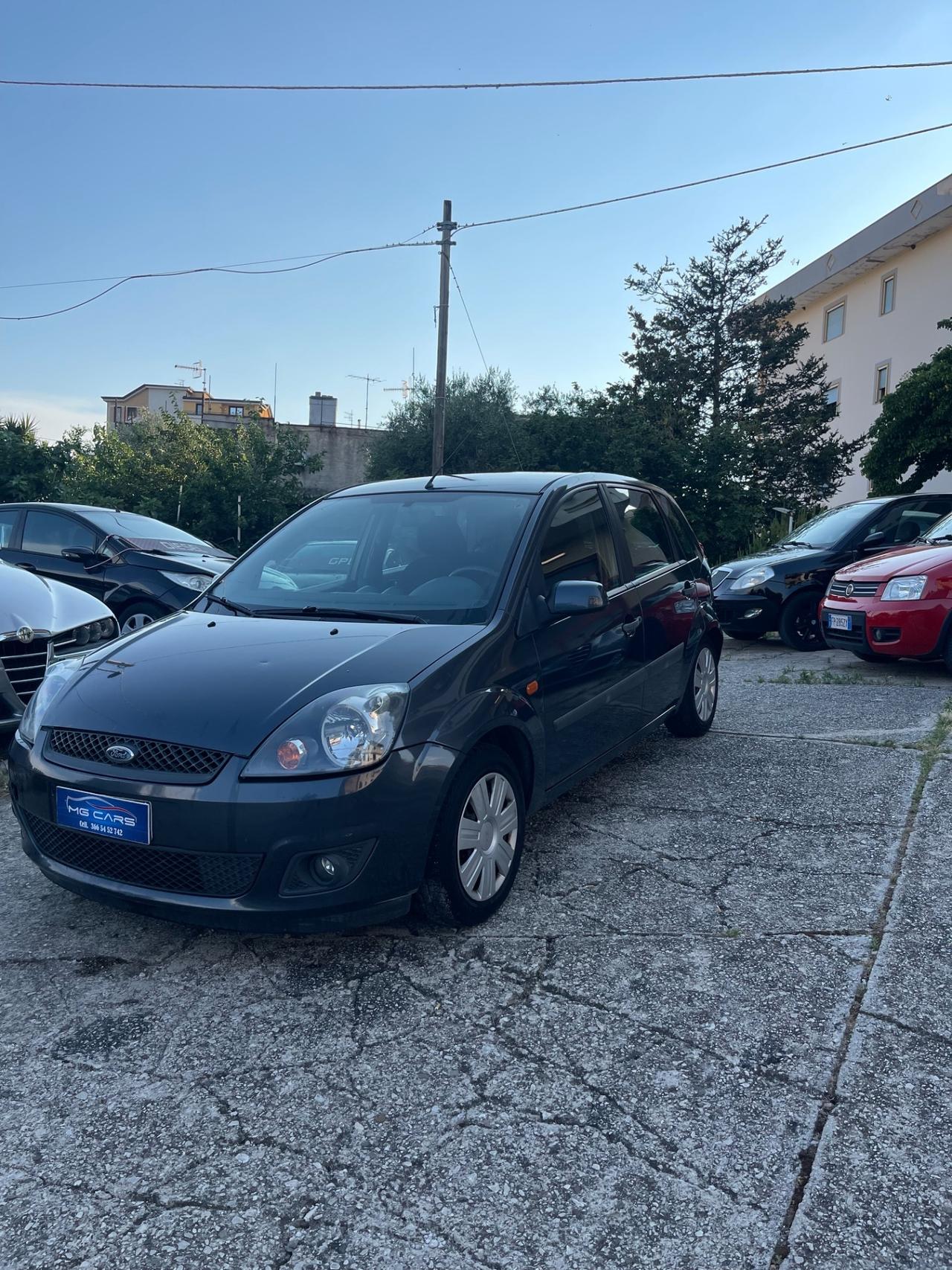 Ford Fiesta 1.4 16V 5p. Titanium