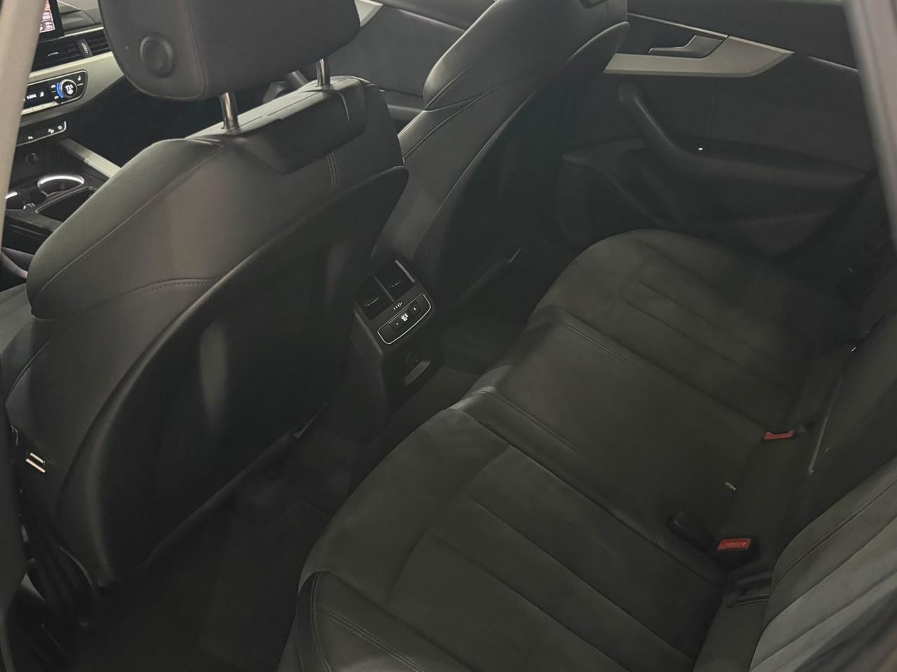 Audi A4 allroad 40 TDI 204 CV S tronic Identity Contrast IVA ESPOSTA