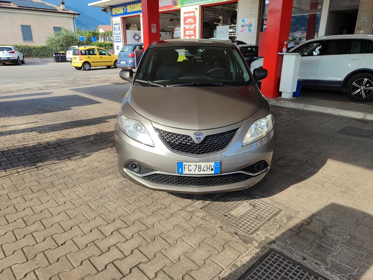 Lancia Ypsilon 1.2 GPL EURO 6 ANNO 2017 ECOCHIC GOLD