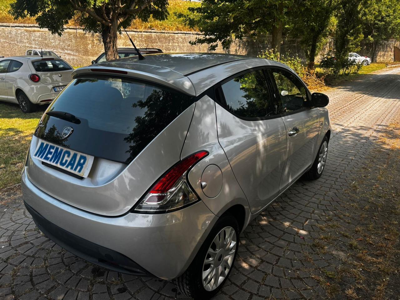 Lancia Ypsilon 1.3 MJT 16V 95 CV 5 porte S&S Silver IDONEA PER NEOPATENTATI UNICO PROPRIETARIO