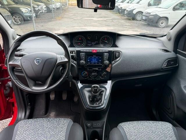 Lancia Ypsilon 1.2 69 CV 5 porte GPL Ecochic Elefantino Blu