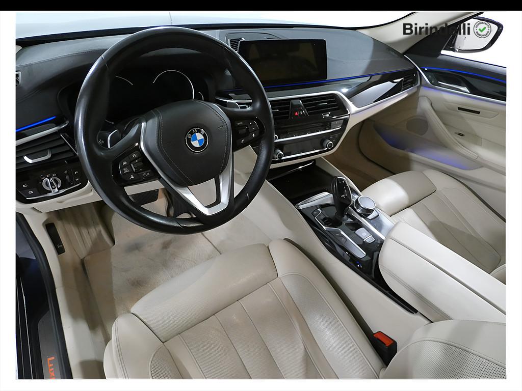 BMW Serie 5(G30/31/F90) - 530d xDrive Touring Luxury