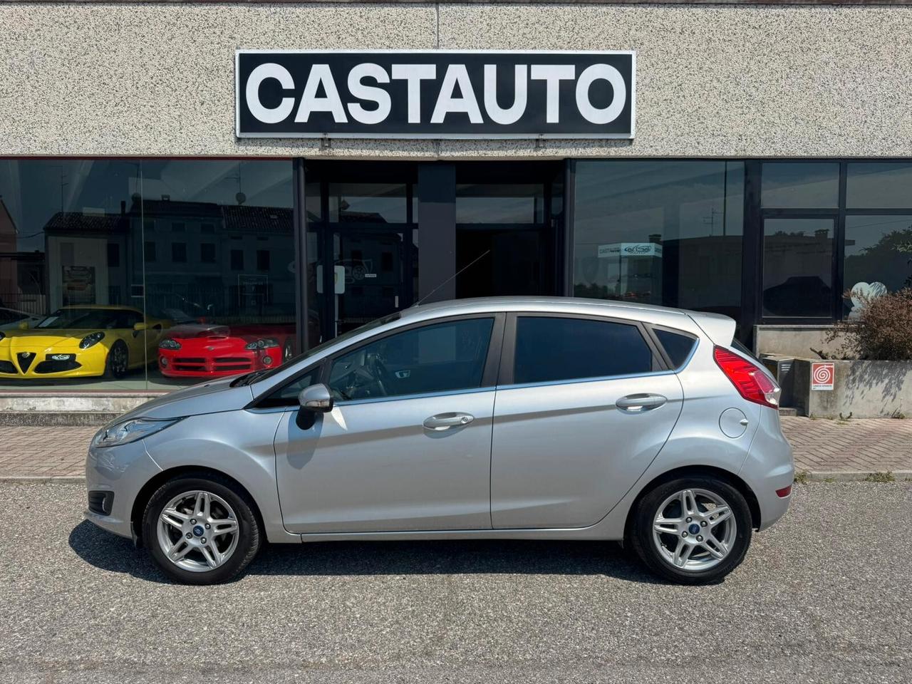 Ford Fiesta 1.5 TDCi 75CV 5 porte Business