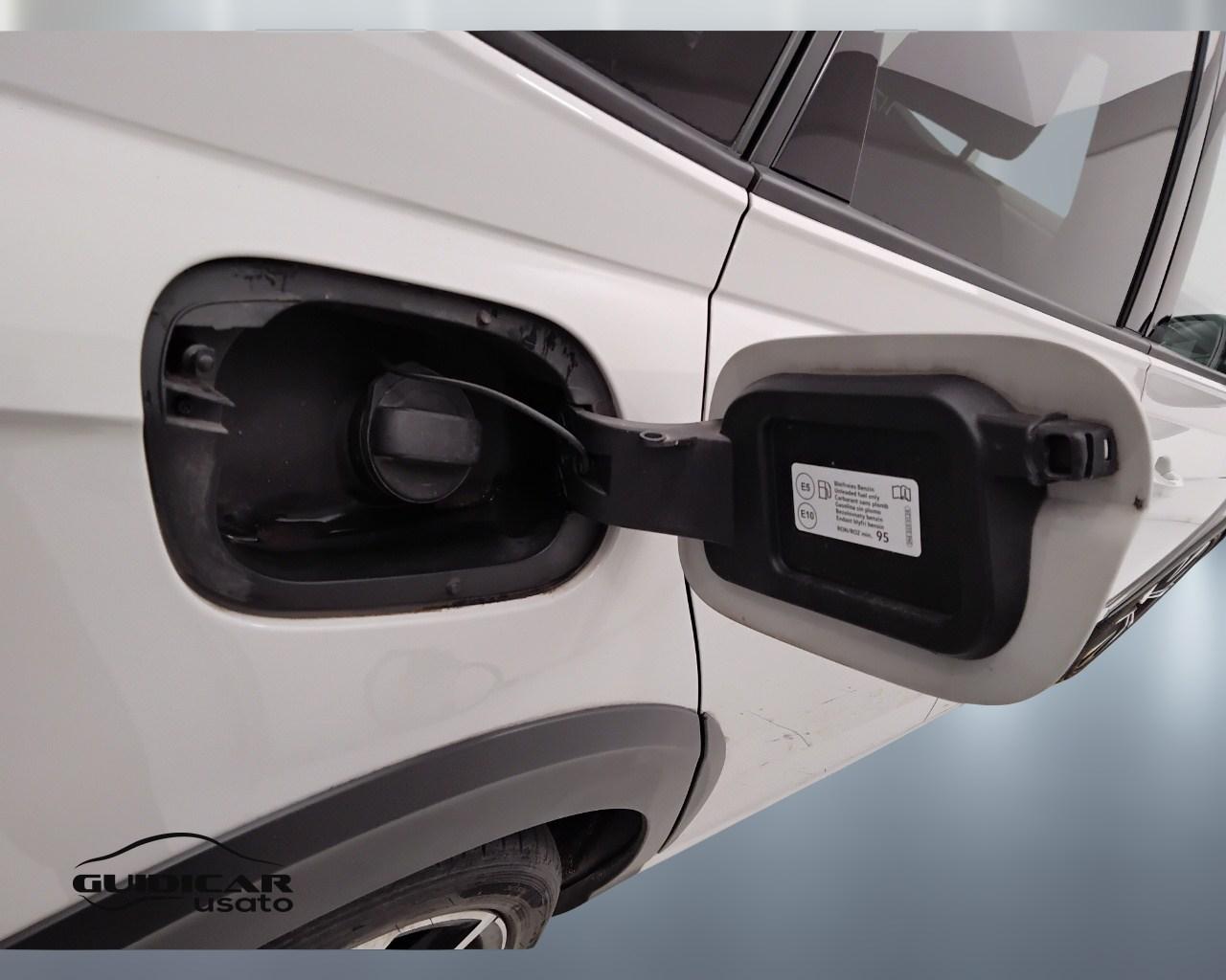 VOLKSWAGEN Taigo - Taigo 1.0 tsi R-Line 110cv