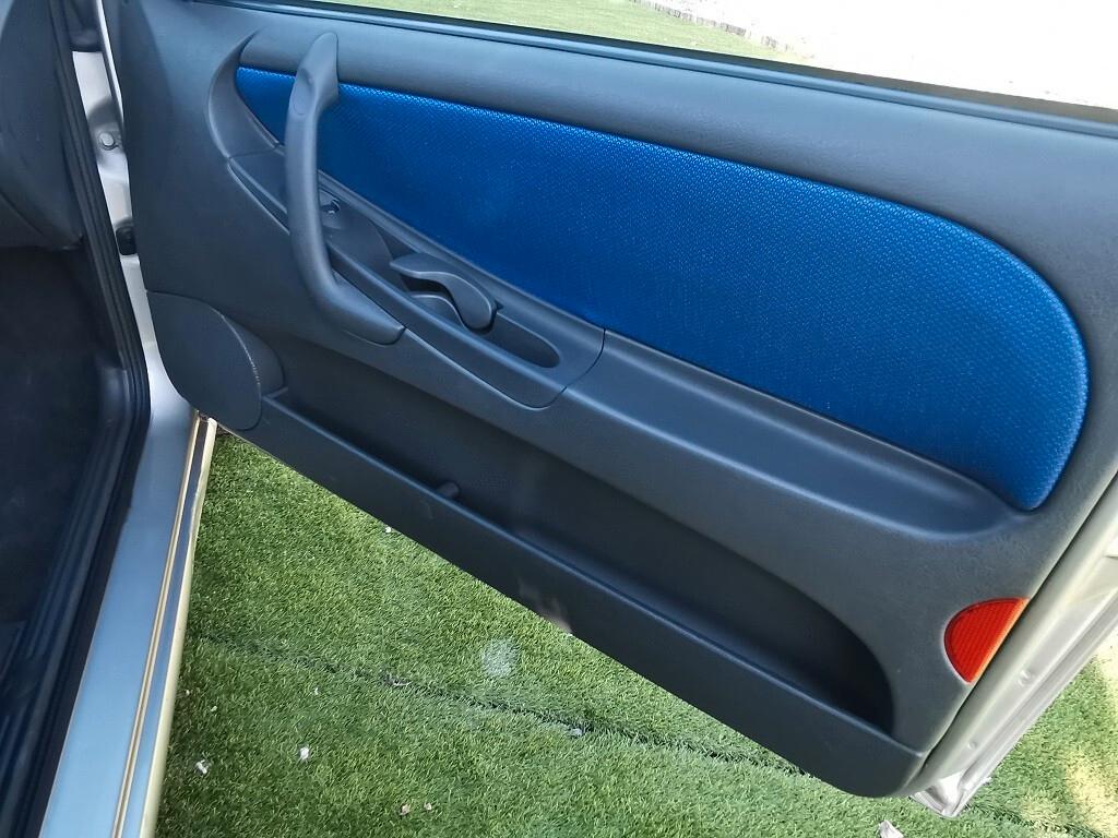 Lancia Y 1.2i cat Elefantino Blu